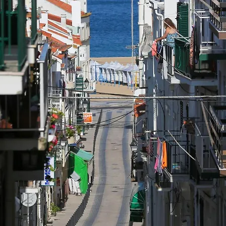 Delmar I *